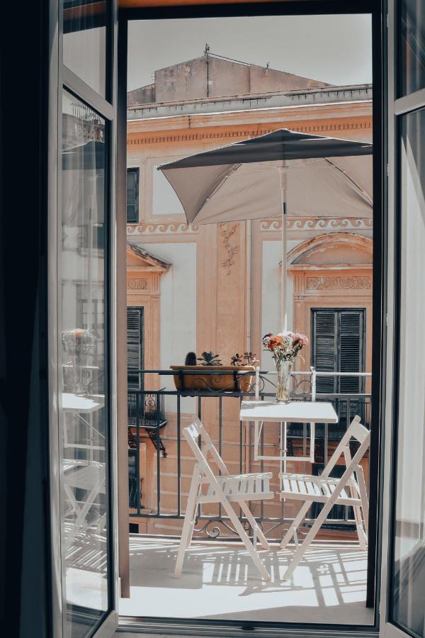 Rooms 19 - Rooms And Breakfast Palermo Exteriör bild