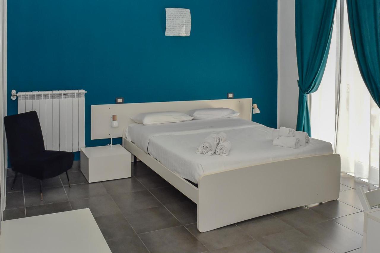 Rooms 19 - Rooms And Breakfast Palermo Exteriör bild